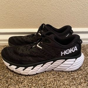 Sz 8.5 Black/white Hoka Gaviota 4